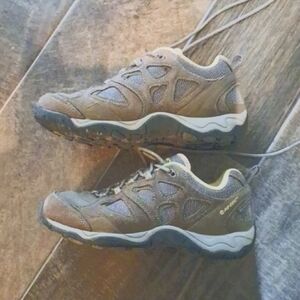 Hi-Tec Brown and Tan Winter & Rain Boots